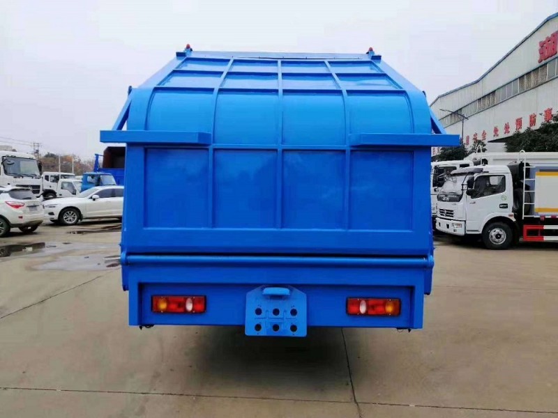 東風(fēng)153G壓縮垃圾車(10-14方)