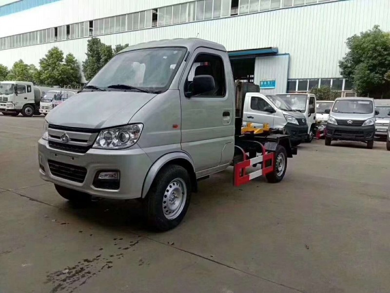 長(zhǎng)安3方勾臂式垃圾車(單輪)