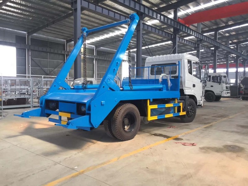 東風(fēng)專底10方擺臂垃圾車