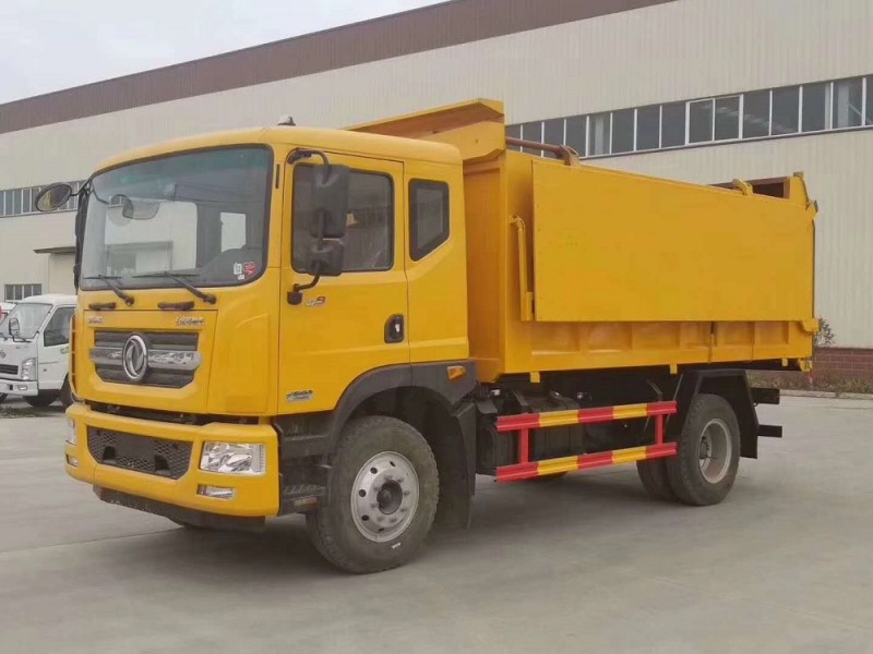 東風(fēng)多利卡D9（12方）對(duì)接垃圾車