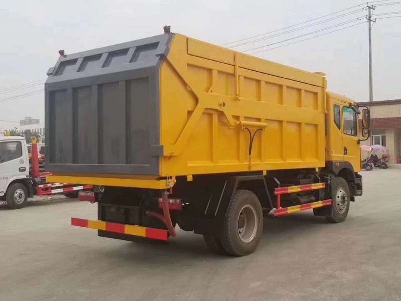 東風(fēng)多利卡D9（12方）對(duì)接垃圾車