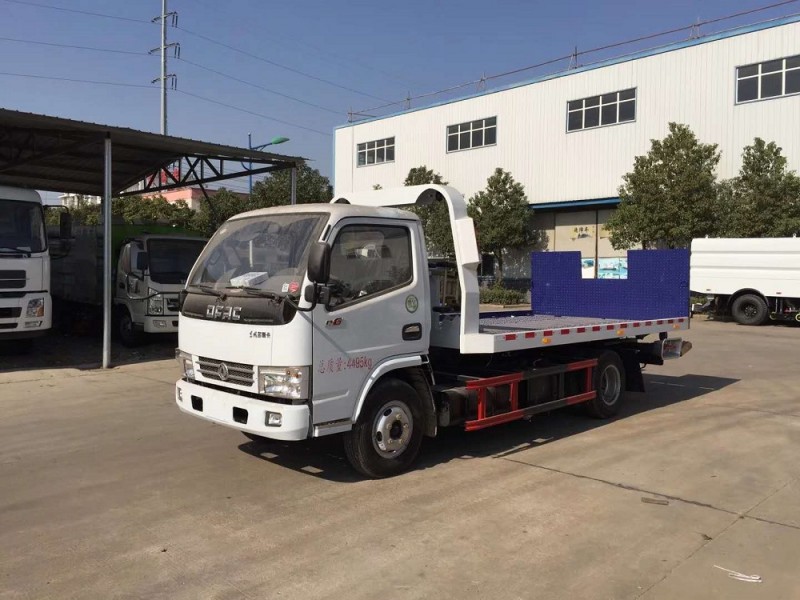 東風(fēng)多利卡藍(lán)牌一拖二清障車