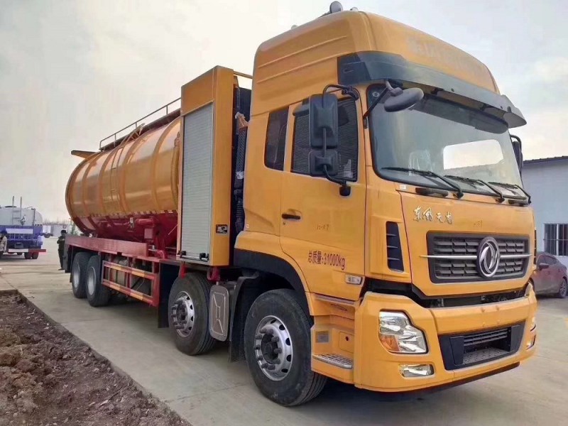 東風天龍前四后八36方大噸位重型清洗吸污車