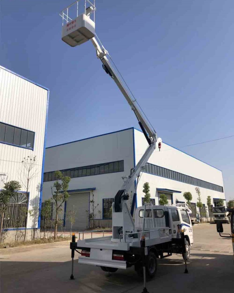 東風(fēng)多利卡雙排12米藍(lán)牌高空作業(yè)車圖片