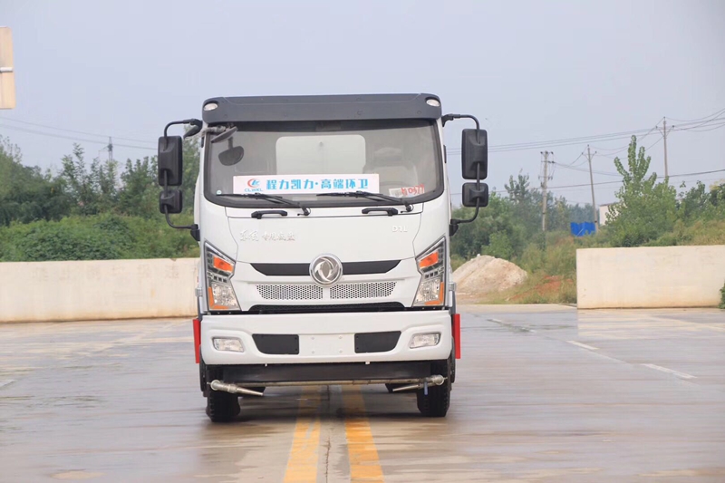 東風(fēng)D1L灑水車(12方) 東風(fēng)D1L灑水車(12方)圖片