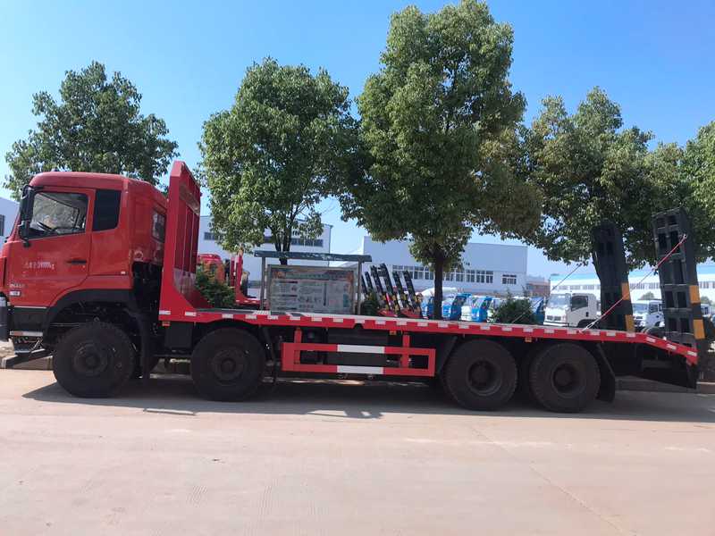 東風(fēng)天龍前四后八平板運(yùn)輸車圖片