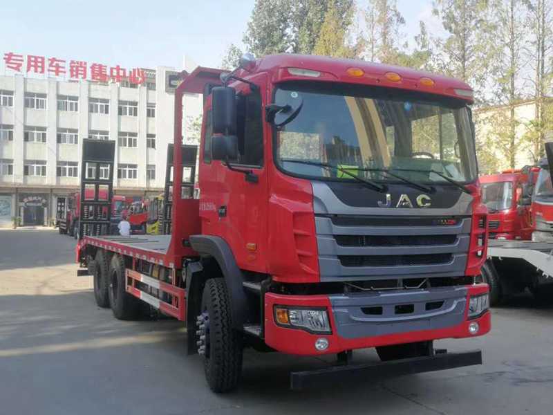 江淮后八輪平板運(yùn)輸車 江淮后八輪平板運(yùn)輸車圖片