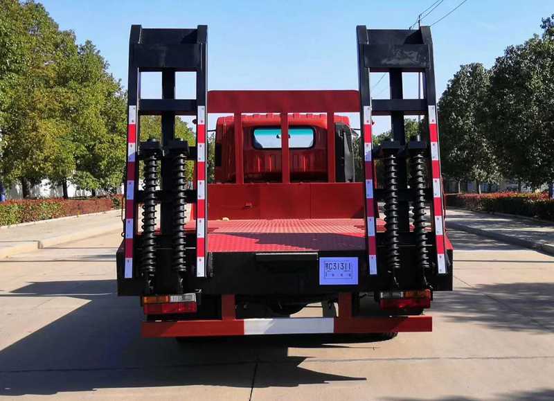 大運(yùn)平板運(yùn)輸車（國六）圖片