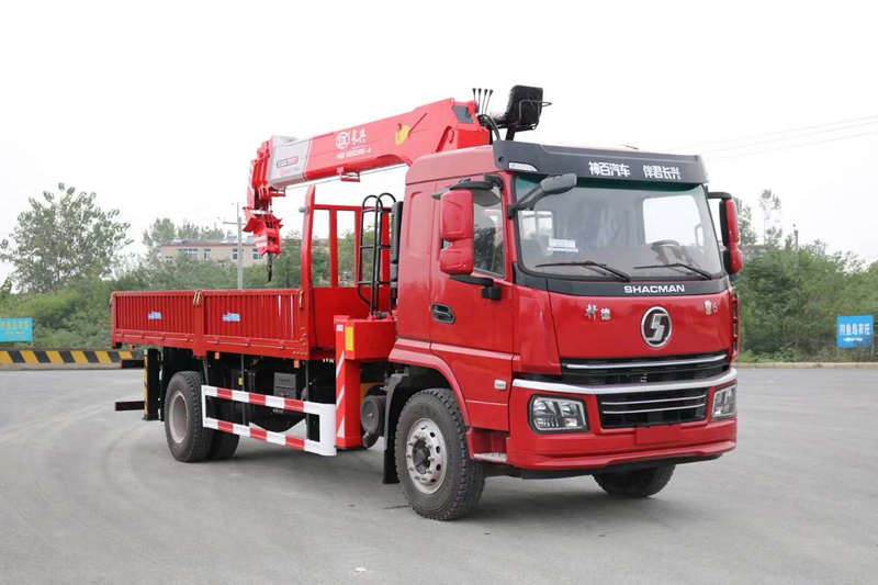 隨車吊軒德翼6單橋隨車吊