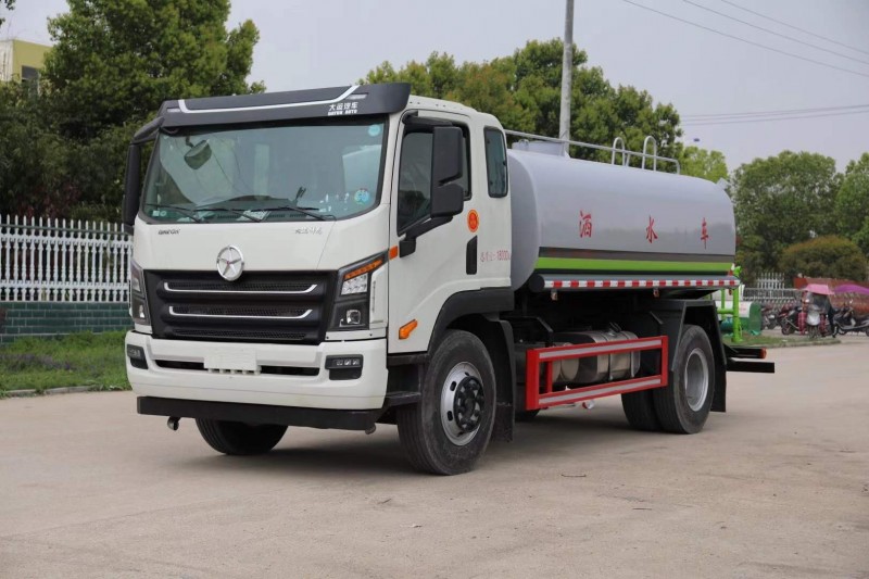 成都大運(yùn)灑水車（13方）